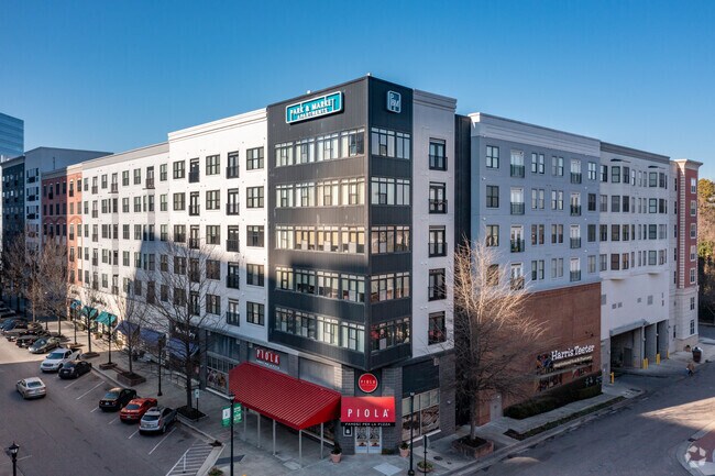Building Photo - ZZZPark and Market