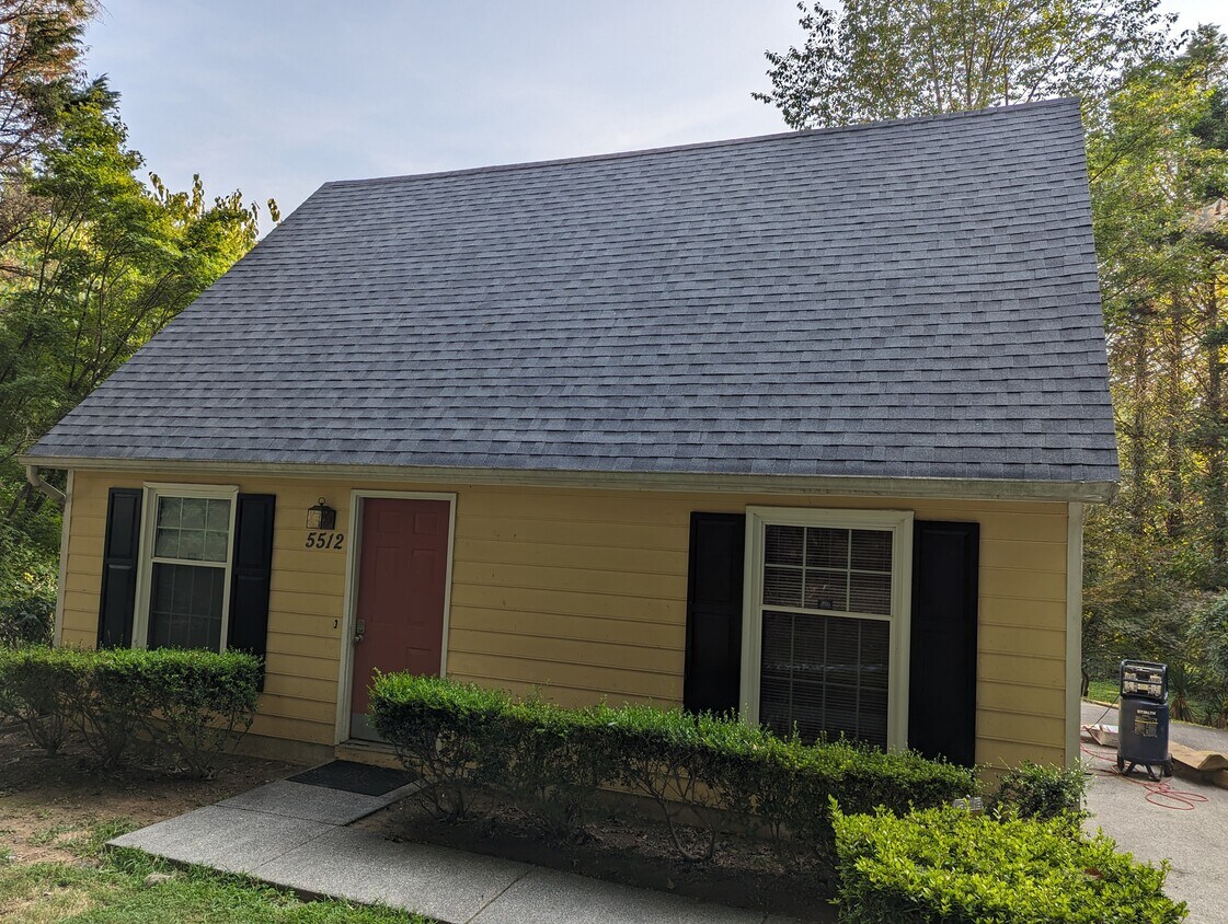 5512 Oak Summit Ct, WinstonSalem, NC 27105 House for Rent in Winston