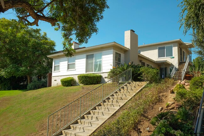 Foto del edificio - 1210 Huntington Dr