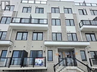 Building Photo - 1695-1695 Dersan St