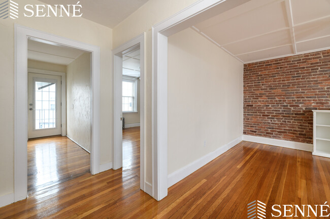 Building Photo - 295 Spring Street Ext
