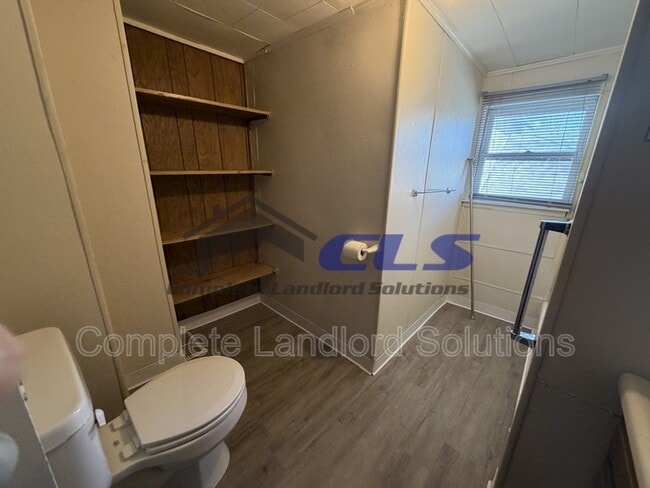 Building Photo - 1811 N 8th St