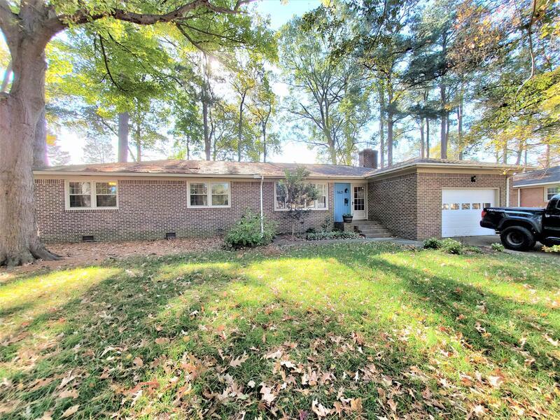 Primary Photo - 5621 E Worcester Dr