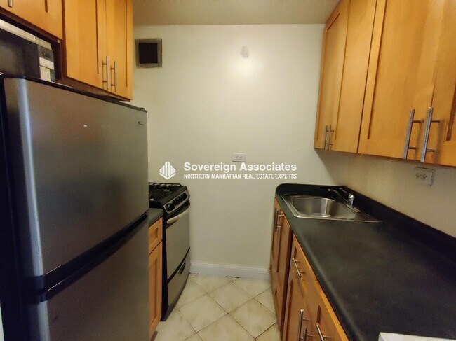 Building Photo - 273 West 131st Street