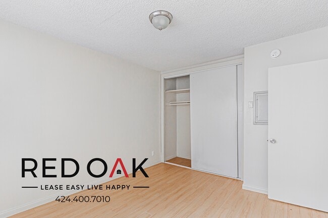 Building Photo - 8401 Cedros Ave