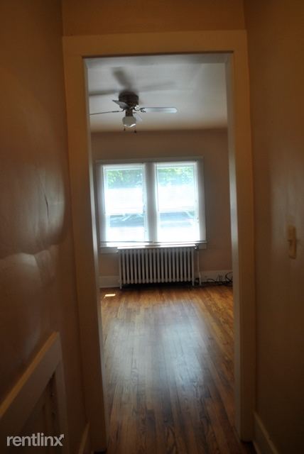 Building Photo - Studio, 1 bath Apartment - 501 E. Ann 16
