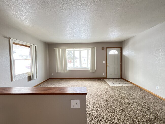 Foto del edificio - 2388 Martin Dr