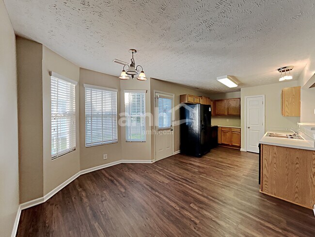 Building Photo - 1727 Antebellum Dr