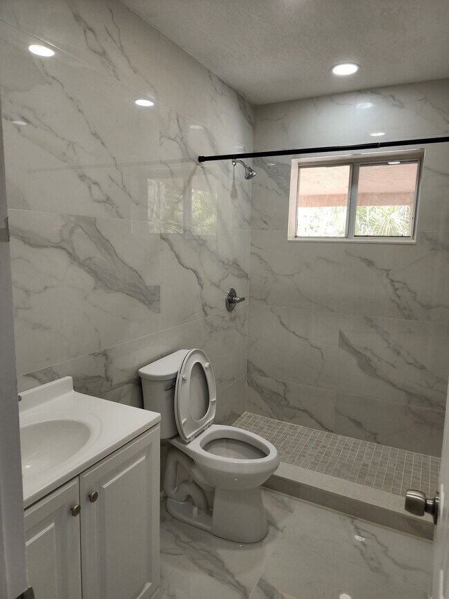 Photo - 1225 NE 138th St (North Miami, FL) Apartment