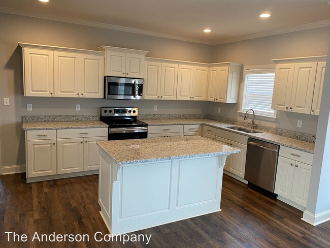 Building Photo - 4 br, 2 bath House - 188 Live Oak