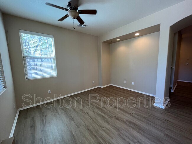Foto del edificio - 2958 N Clanton St