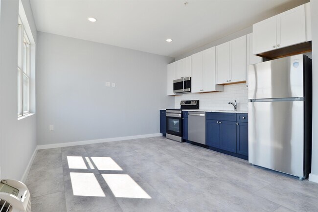 Building Photo - 82-84 E 31ST St