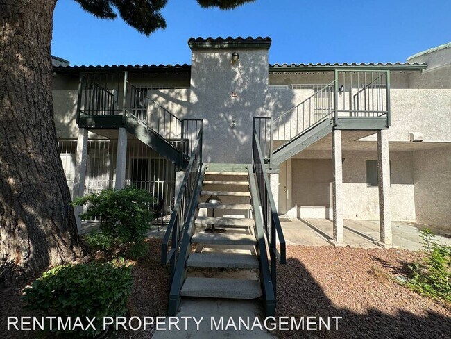 Foto del edificio - 2 br, 2.5 bath House - 2470 OLD FORGE LANE...