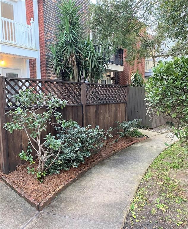 Photo - 865 Wilshire Blvd Townhome