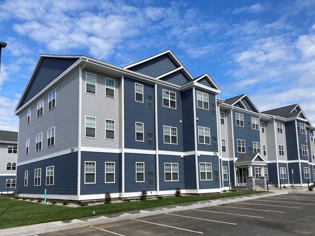 Building Photo - 25 LaRose