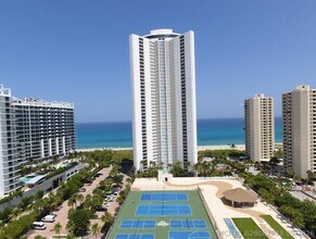 Building Photo - 3000 N Ocean Dr