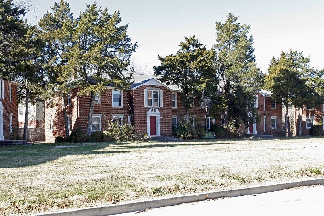 Apartamentos de College Park - College Park Apartments
