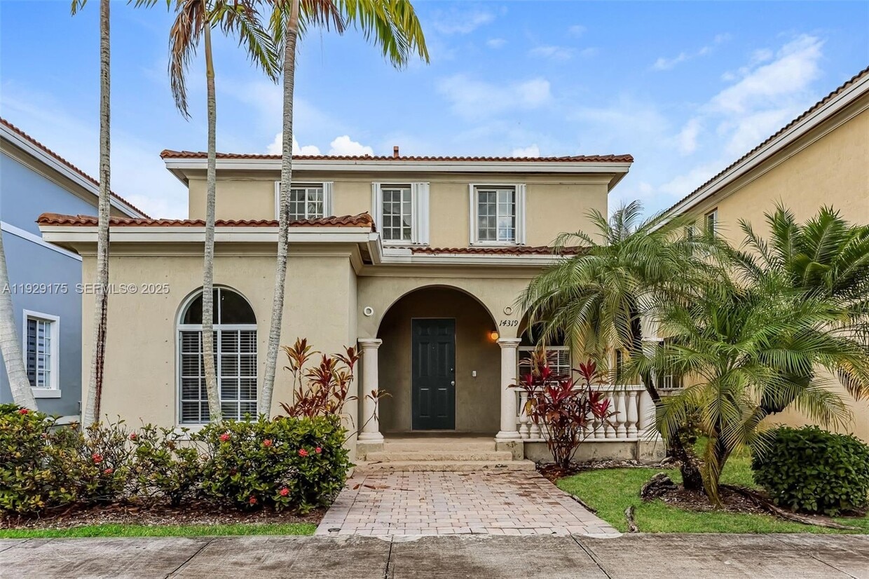 Foto principal - 14319 SW 272nd Ln