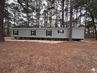 Building Photo - 3204 Luke Rd