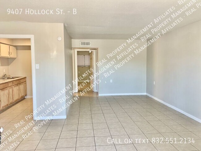 Building Photo - Move in Special - 1/2 Off 1st Month's Rent!
