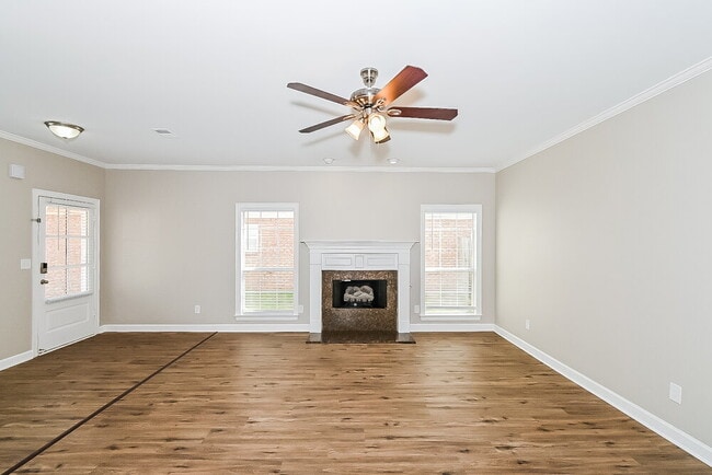Building Photo - 2685 Graystone Dr
