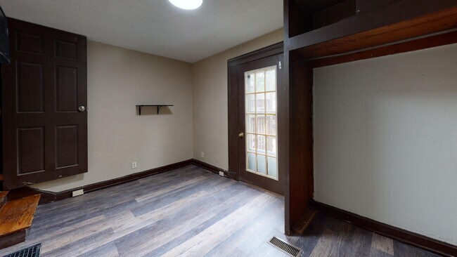 Foto del edificio - 244 E 17th Ave