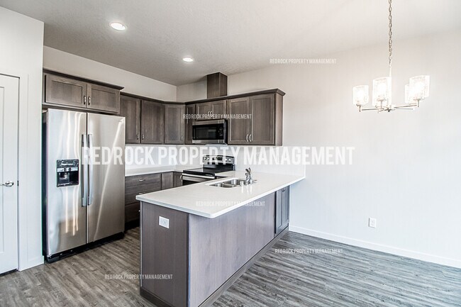 Foto del edificio - 303 Woodlawn Ln