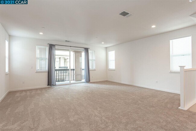 Building Photo - 310 Ashton Way