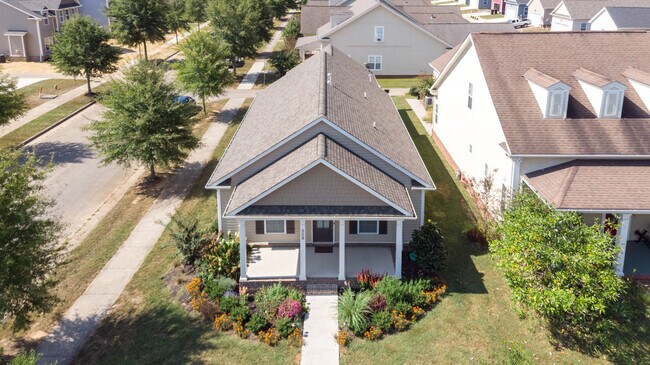 Foto del edificio - 509 Broadberry Ave