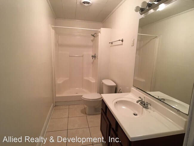 Building Photo - 3 br, 2 bath House - 68 Brookhaven