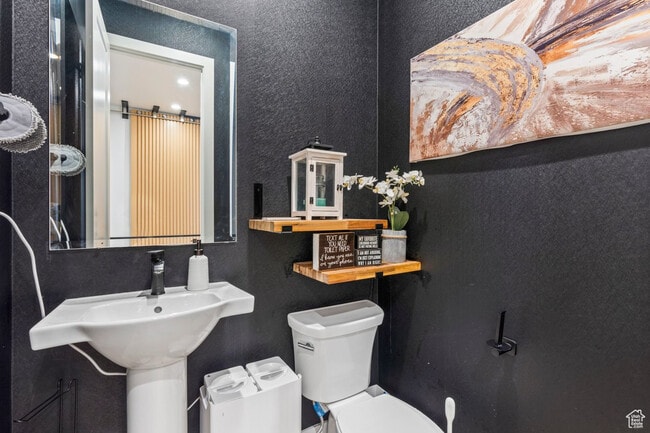 Foto del edificio - 837 S Finley Cir