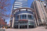 Foto principal - 851 N Glebe Rd