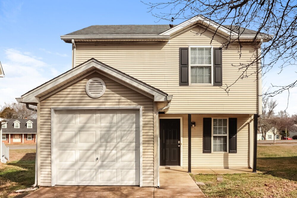 Foto principal - 1936 Turnberry Ct