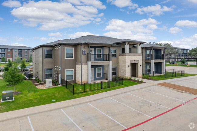 Unit Exterior - Westpointe Oaks Apartments