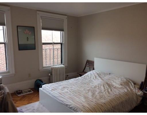 Building Photo - 5 Brimmer St