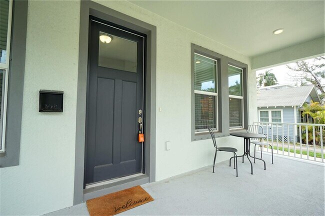 Foto del edificio - 651 14th Ave S