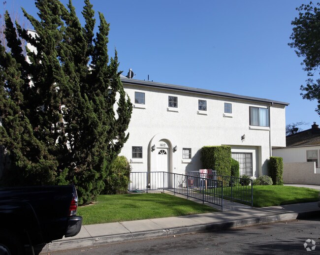 Building Photo - 1612-1614 Madrid Ave