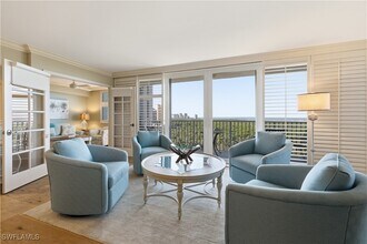 Building Photo - 6361 Pelican Bay Blvd