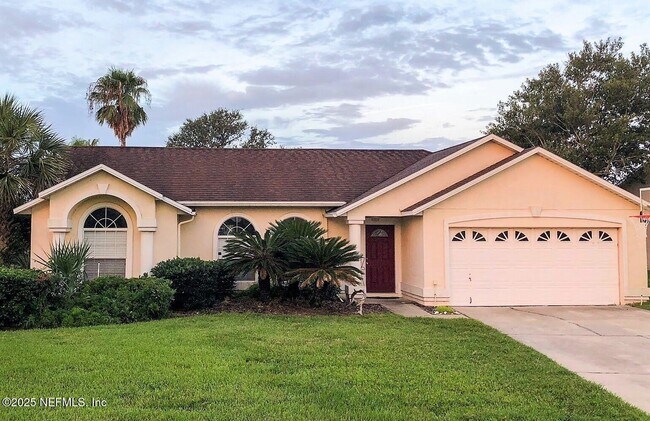 Foto del edificio - 361 Crossroad Lakes Dr
