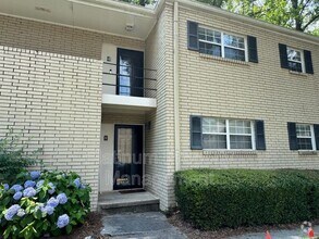 Building Photo - 311 Peachtree Hills Ave NE