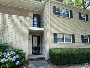Building Photo - 311 Peachtree Hills Ave NE