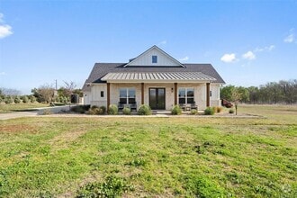 Building Photo - 200 Co Rd 246