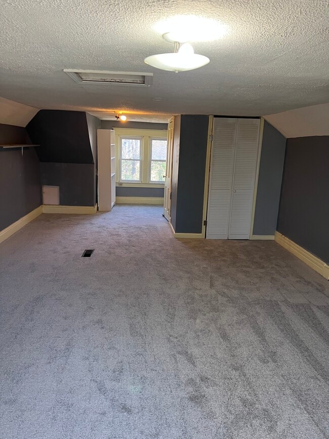 109 Watterson Trail, Middletown, KY 40243 House Rental in Middletown