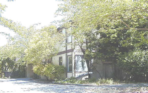 Building Photo - 540 D St