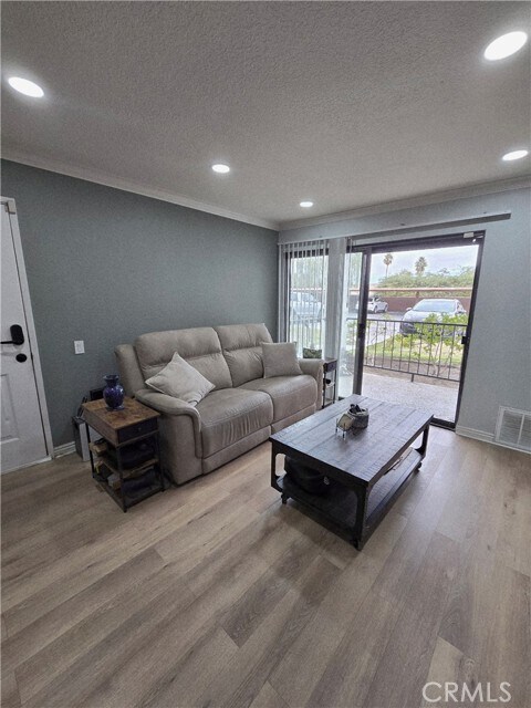 Building Photo - 78650 Ave 42