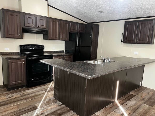 Foto del edificio - 709 N Collins Fwy