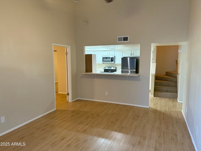 Foto del edificio - 850 S River Dr