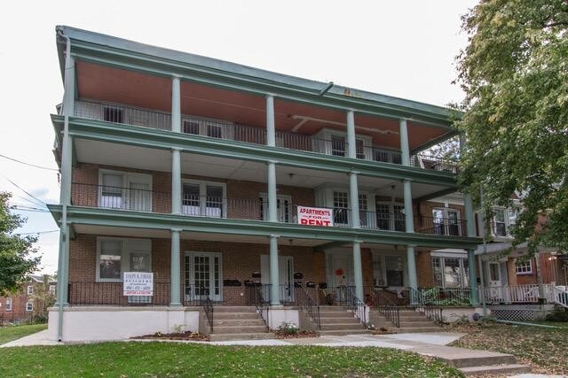 Primary Photo - 52 E Stratford Ave