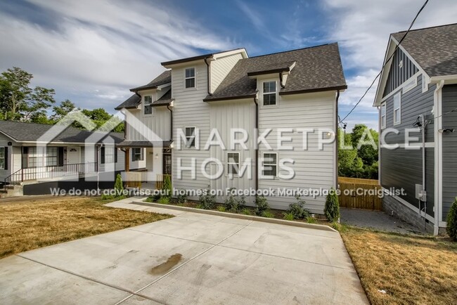 Building Photo - 518 Yokley Rd