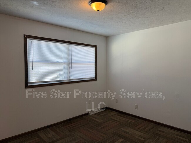 Foto del edificio - 2851 Taylor Ave